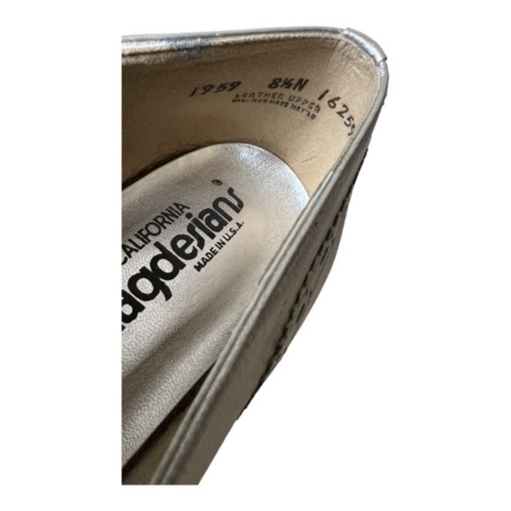 Vintage 1970s California Magdesians Silver Flat Pump Shoes Size 8.5 N - Picture 6 of 8